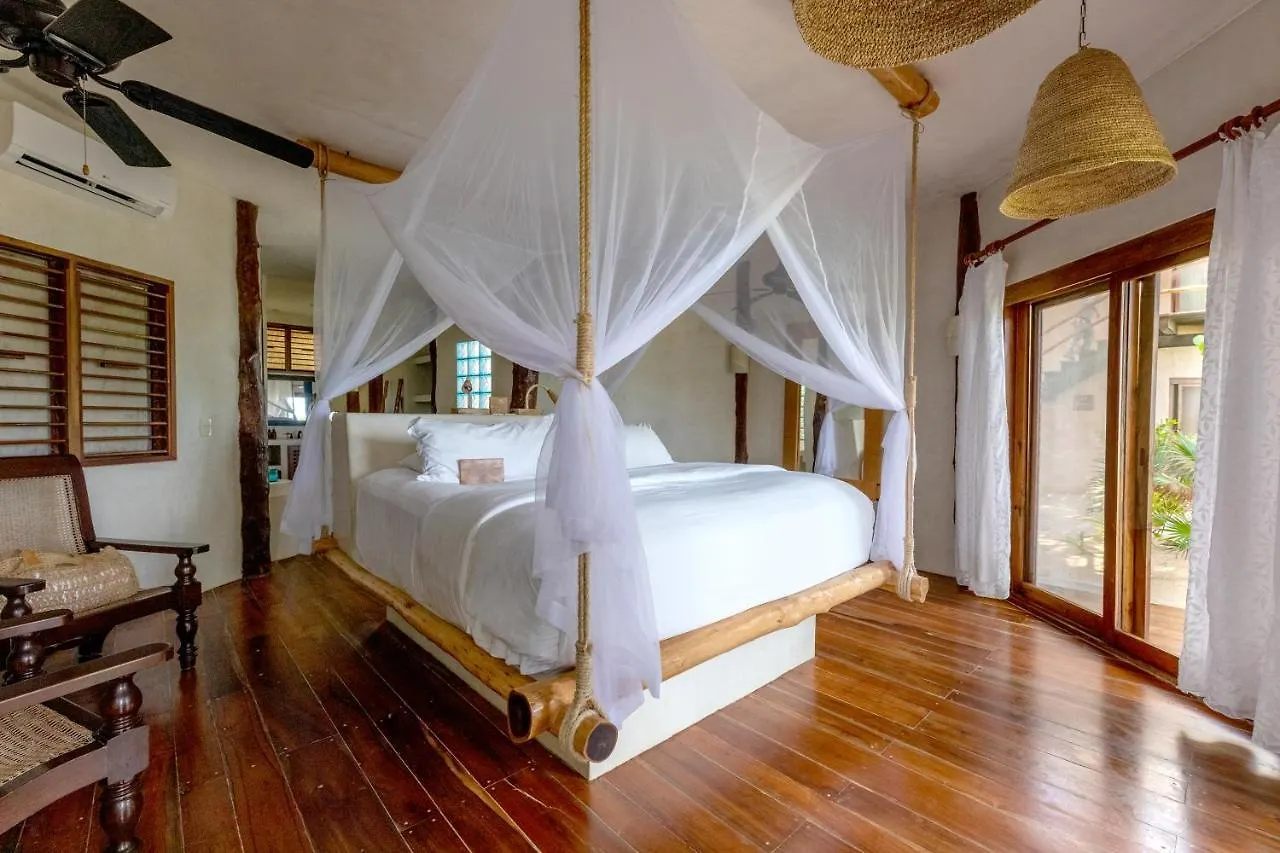 Hotel Encantada Tulum