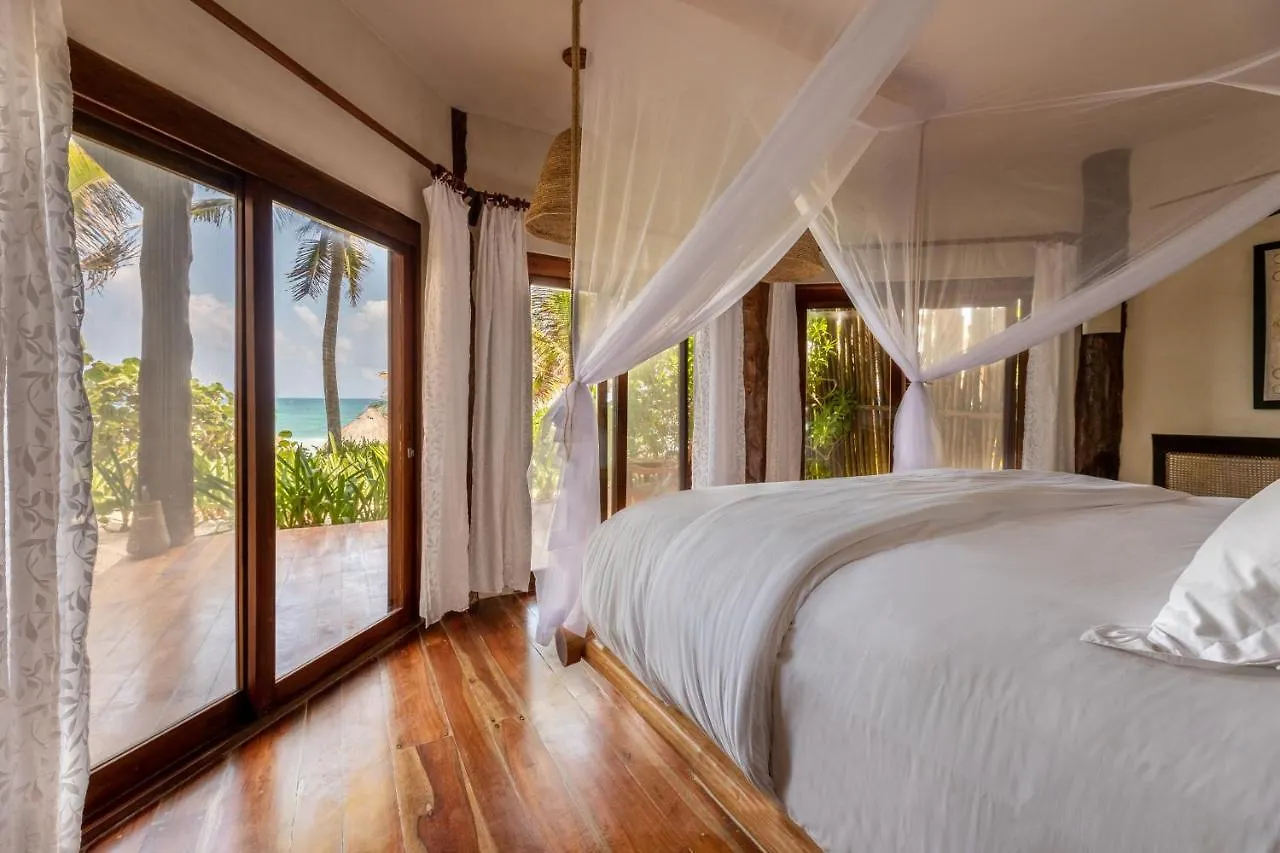 Hotel Encantada Tulum