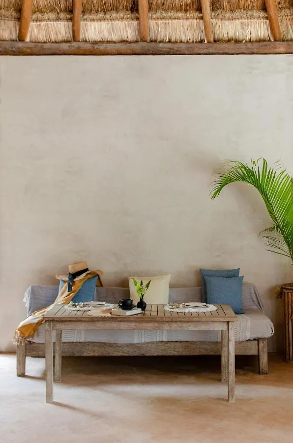 Encantada Tulum 4*,